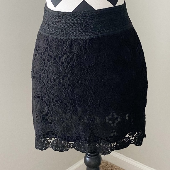 💖Umgee Black skirt with lace SM - Picture 1 of 4